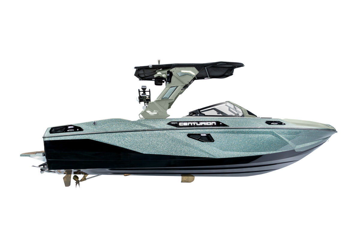 2027_Centurion_RS245_Studio_2.jpg