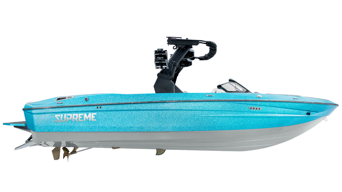 S240-Studio-Supreme-2027_010.jpg